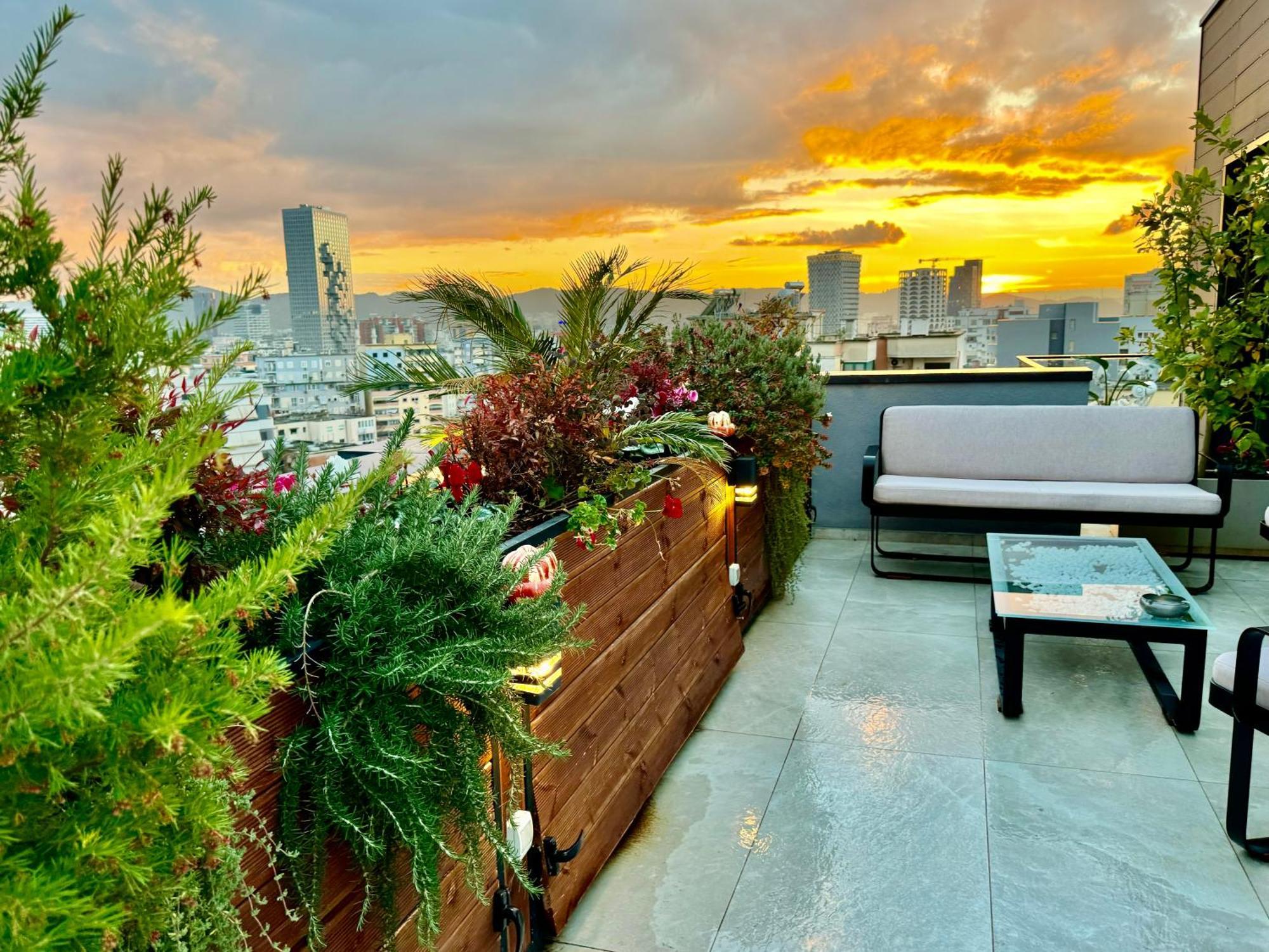 "Superattico" - Central Tirana Gorgeous Penthouse, Free Parking ภายนอก รูปภาพ